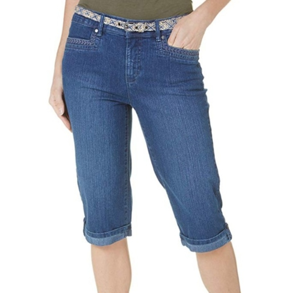 Gloria Vanderbilt Marnie denim jean shorts capris